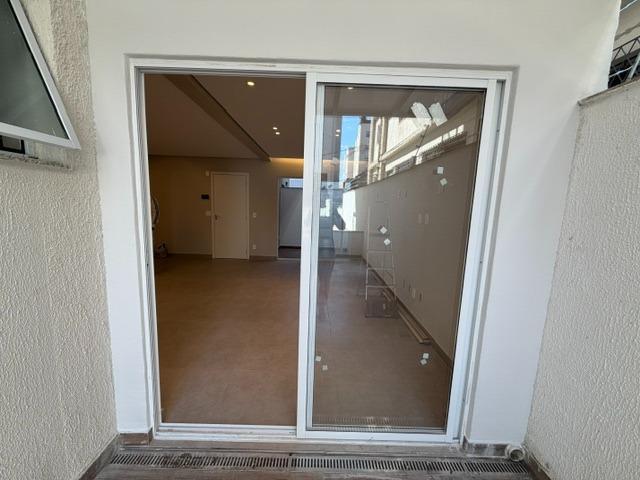 Apartamento, Floresta, 3 Quartos, 2 Vagas, 1 Suíte