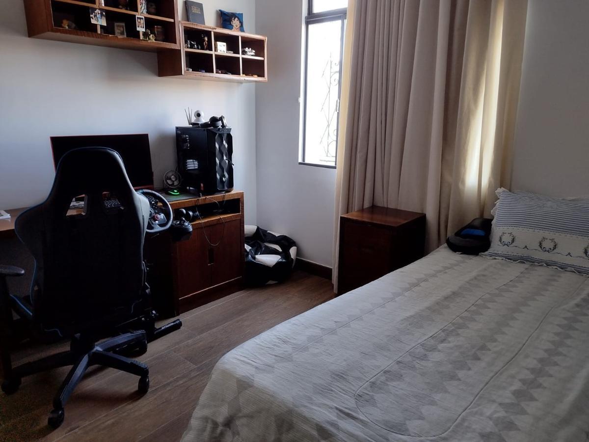 Casa, Colégio Batista, 3 Quartos, 2 Vagas, 1 Suíte