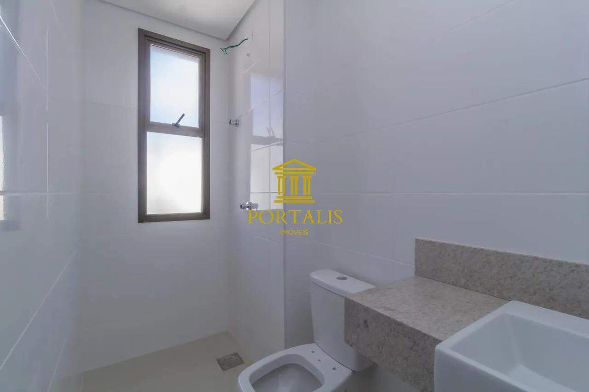 Cobertura, Serra, 3 Quartos, 2 Vagas, 1 Suíte