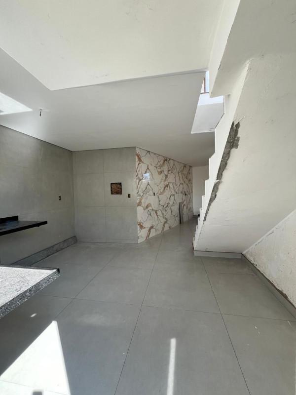 Casa, Monte Verde, 2 Quartos, 1 Vaga, 1 Suíte