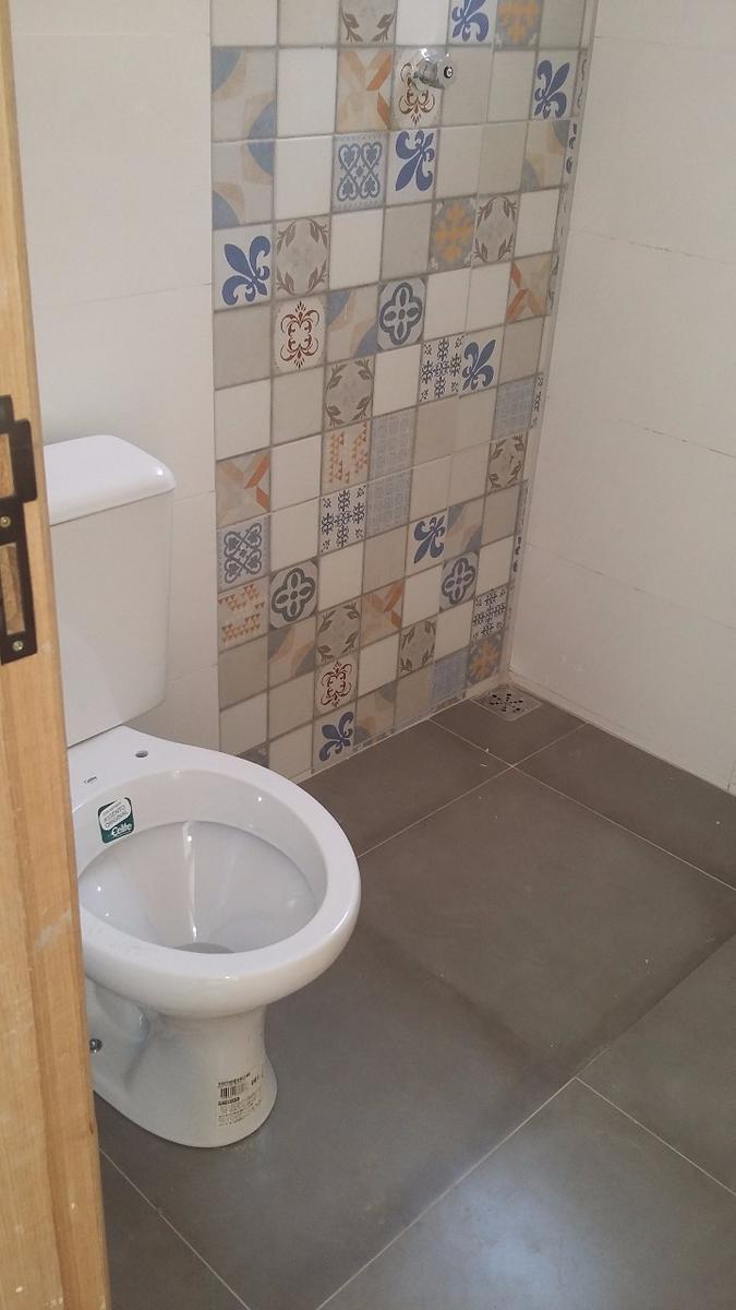 Casa, Cidade Jardim, 2 Quartos, 1 Vaga, 0 Suíte