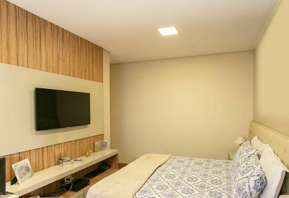 Casa, Castelo, 3 Quartos, 2 Vagas, 1 Suíte