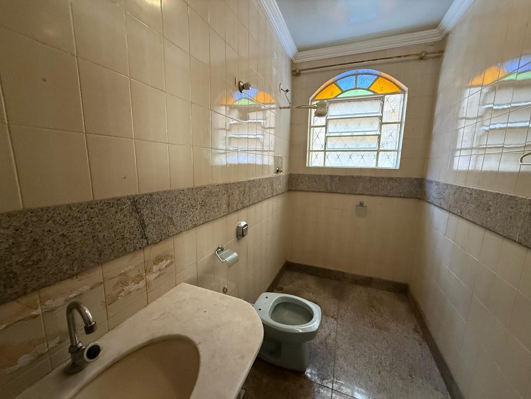 Casa, Planalto, 4 Quartos, 4 Vagas, 1 Suíte