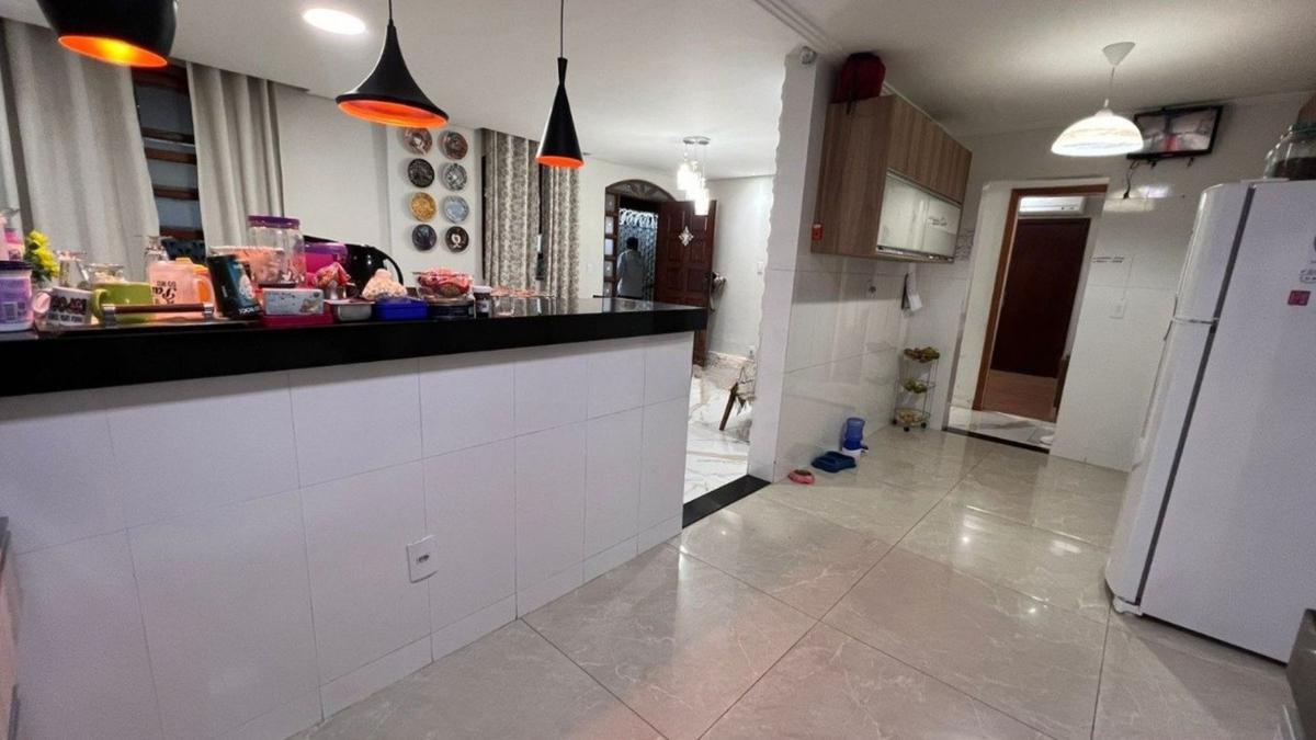 Casa, Itapoã, 5 Quartos, 4 Vagas, 2 Suítes