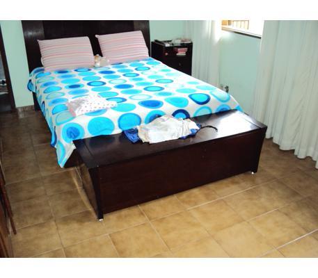 Casa, Vila Clóris, 3 Quartos, 4 Vagas, 2 Suítes