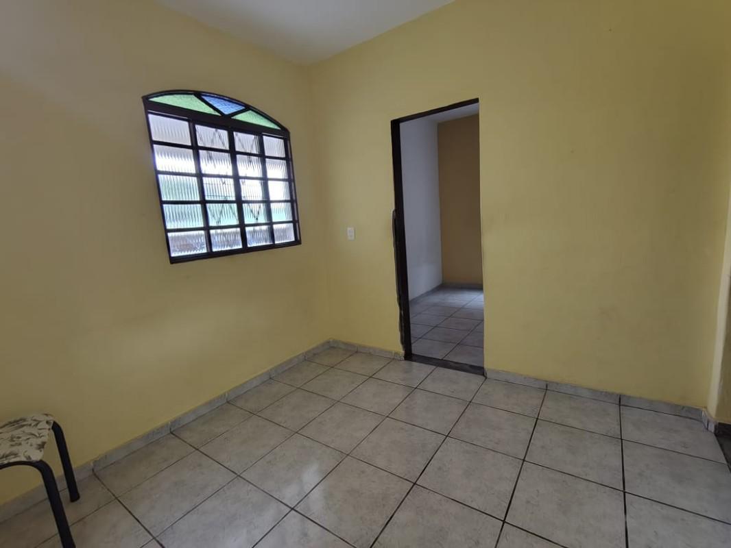 Casa, Lagoa, 3 Quartos, 3 Vagas, 1 Suíte