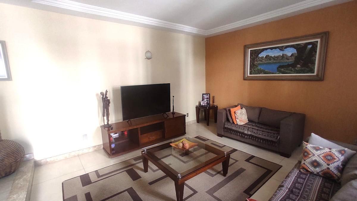 Casa, Palmares, 3 Quartos, 4 Vagas, 1 Suíte