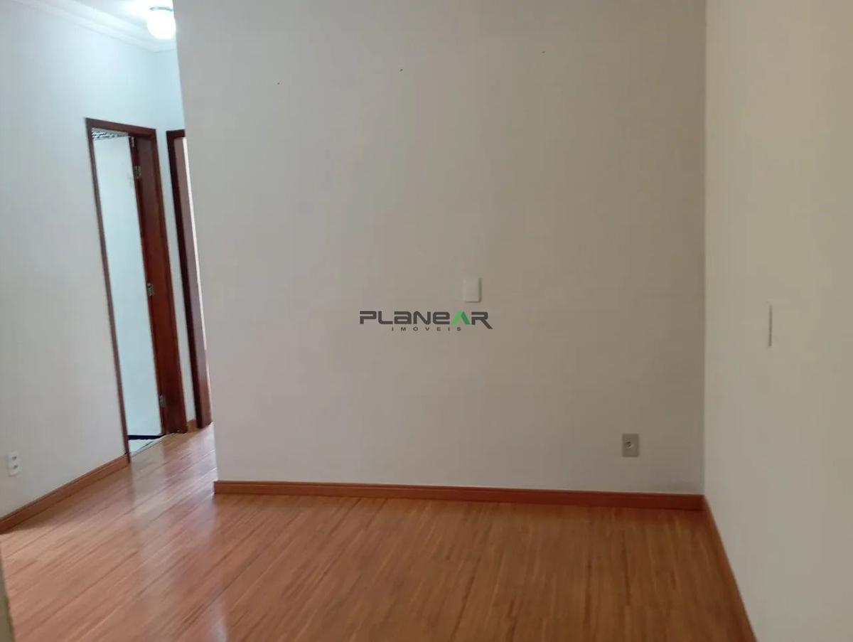 Apartamento, Santa Maria, 2 Quartos, 1 Vaga