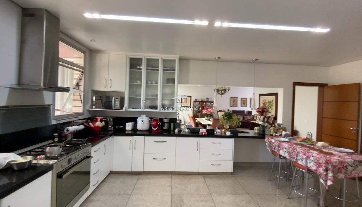 Casa, Braúnas, 4 Quartos, 5 Vagas, 2 Suítes