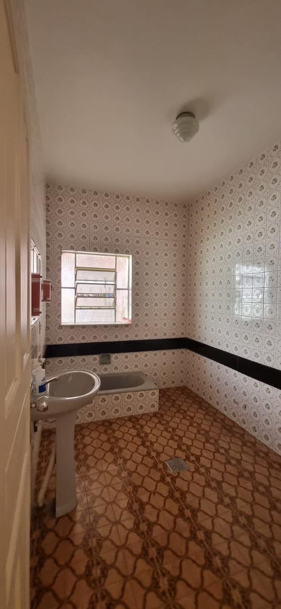 Casa, Esplanada, 8 Quartos, 2 Vagas, 1 Suíte