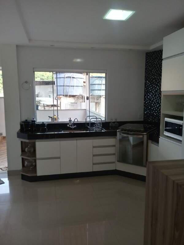 Casa, Ana Moura, 2 Quartos, 1 Vaga, 1 Suíte