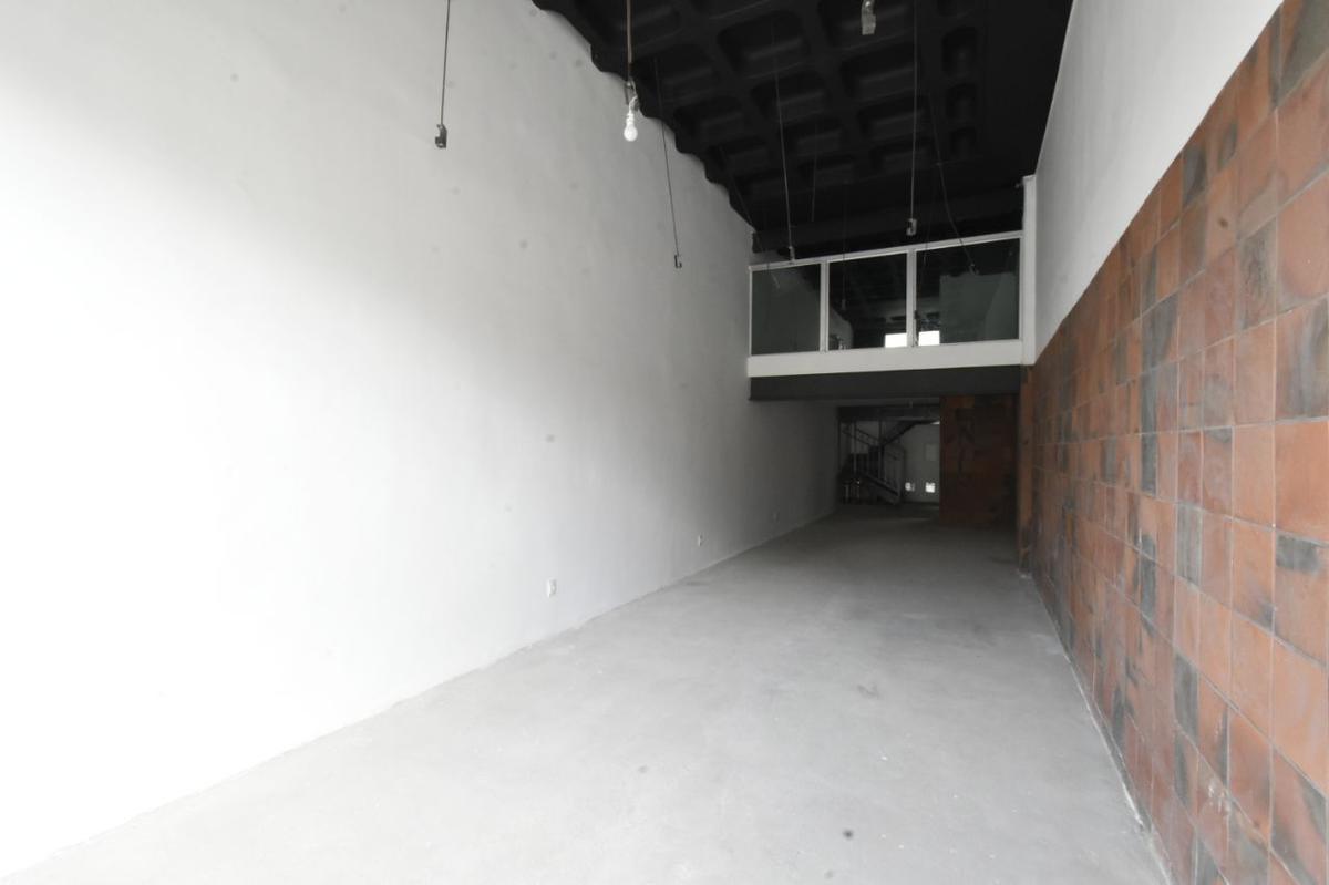 Andar, São Luiz (pampulha), 0 Quarto, 1 Vaga