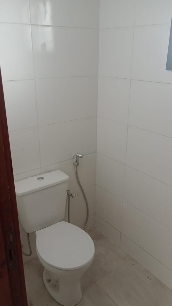 Andar, Castelo, 0 Quarto, 10 Vagas