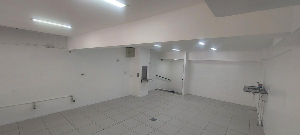 Andar, Savassi, 0 Quarto, 1 Vaga