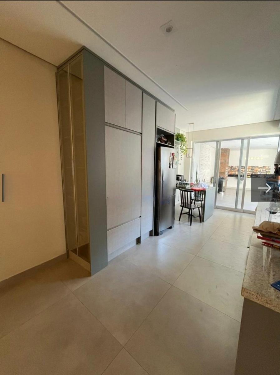 Casa, Ipiranga, 6 Quartos, 2 Vagas, 2 Suítes