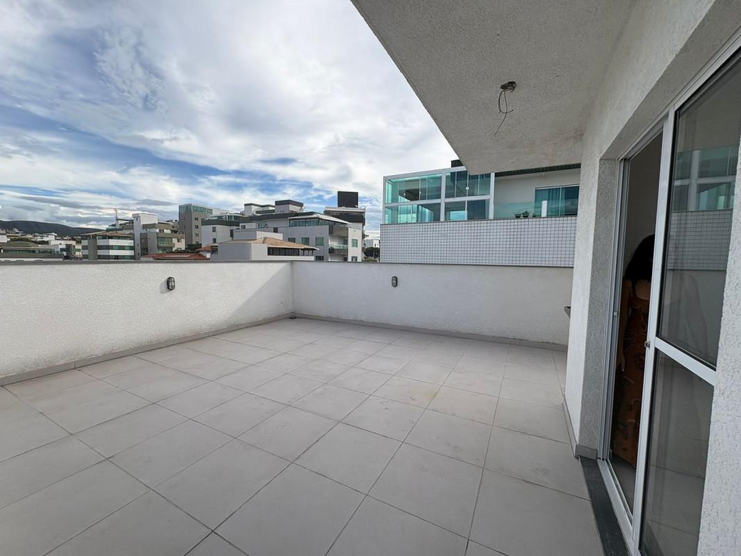 Cobertura, Santa Cruz (barreiro), 3 Quartos, 2 Vagas, 1 Suíte