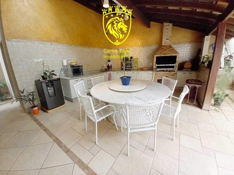 Casa, Comiteco, 5 Quartos, 4 Vagas, 5 Suítes