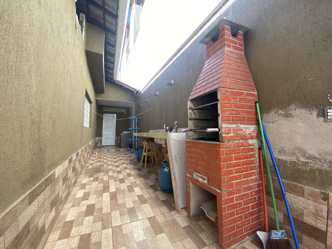 Casa, Sagrada Família, 2 Quartos, 2 Vagas, 1 Suíte