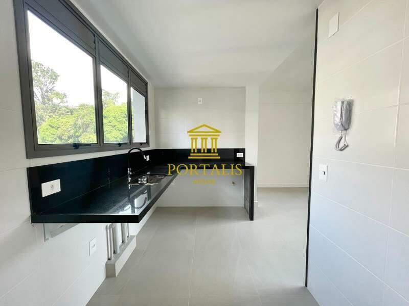 Apartamento, Serra, 3 Quartos, 2 Vagas, 3 Suítes