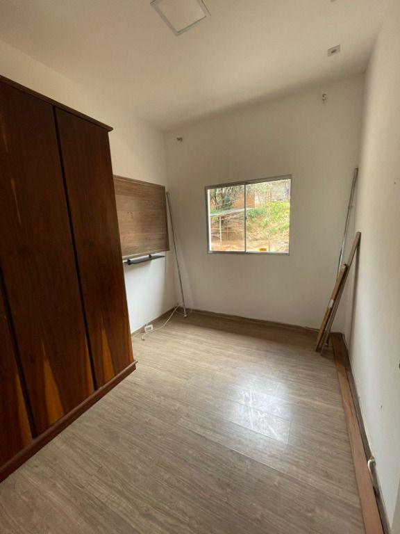 Casa, Terra Santa, 4 Quartos, 2 Vagas, 1 Suíte