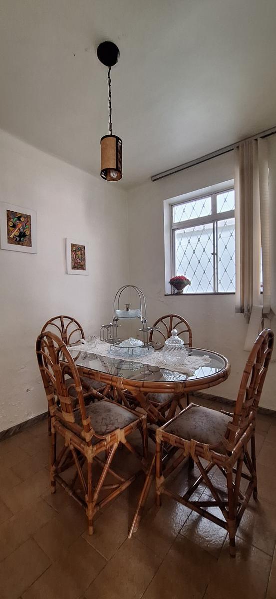 Casa, Floresta, 6 Quartos, 1 Vaga, 1 Suíte