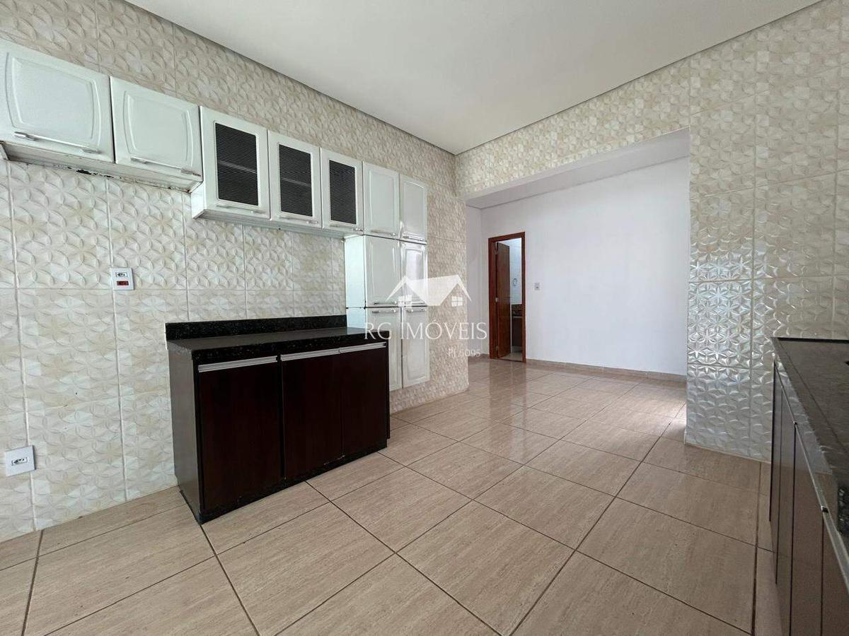 Casa, Novo Progresso, 2 Quartos, 6 Vagas