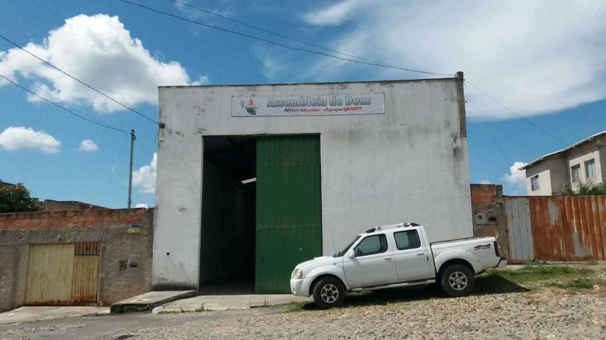 Galpão, Girassol, 0 Quarto, 20 Vagas