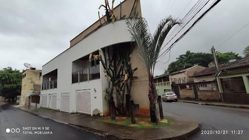 Casa, Universitário, 3 Quartos, 2 Vagas, 1 Suíte