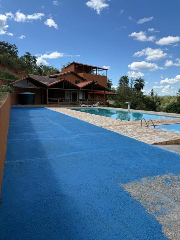 Fazenda, Ravena, 7 Quartos, 6 Vagas, 3 Suítes