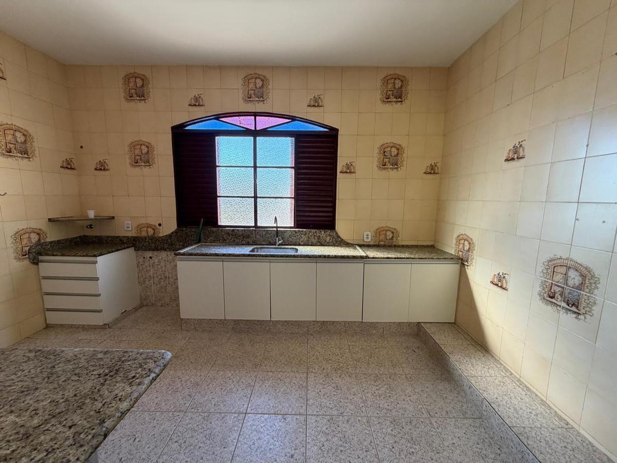Casa, Alvorada, 4 Quartos, 2 Vagas, 1 Suíte