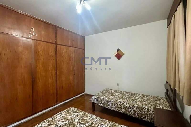 Casa, Serra, 4 Quartos, 4 Vagas, 1 Suíte