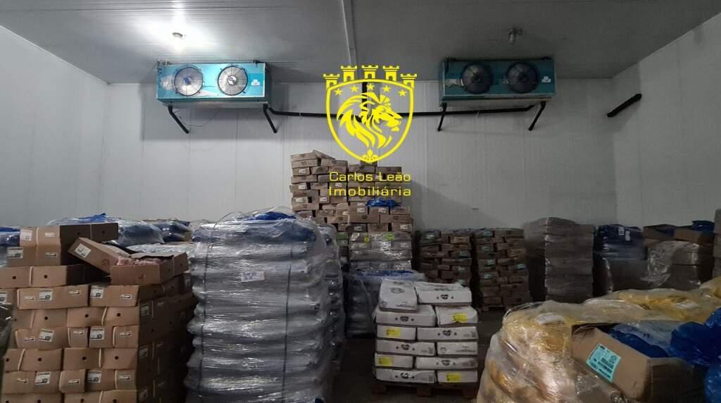 Galpão, Havaí, 9 Quartos, 12 Vagas, 1 Suíte