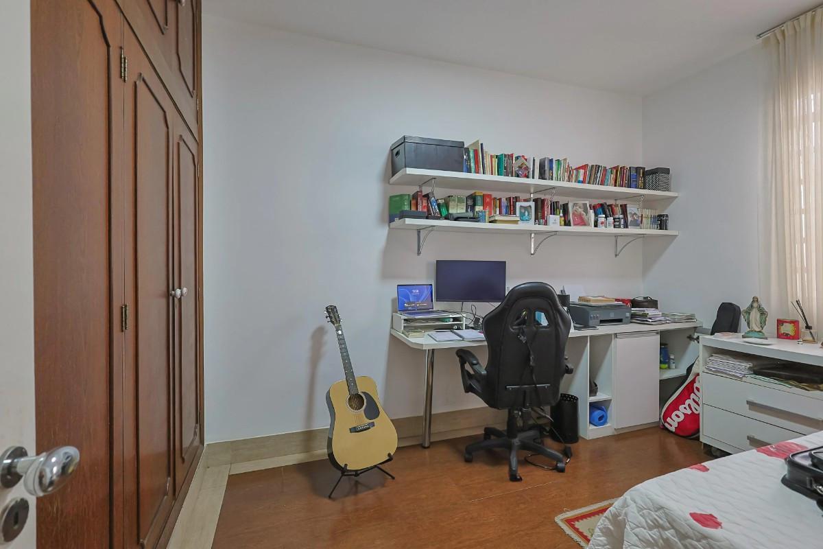 Casa, Liberdade, 5 Quartos, 5 Vagas, 1 Suíte