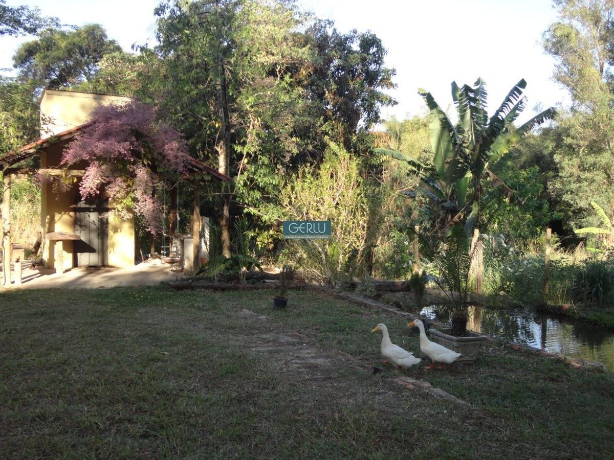 Rural, Pimentas, 4 Quartos, 10 Vagas, 1 Suíte