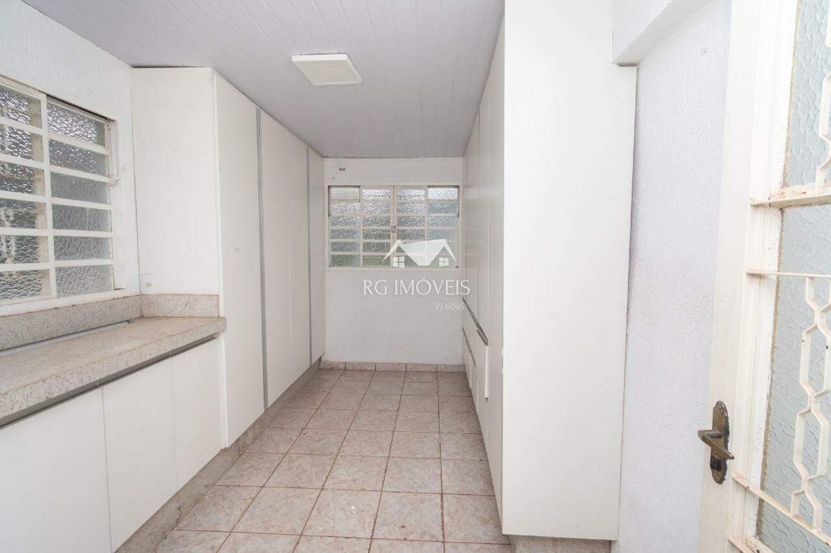 Casa, Milionários, 4 Quartos, 11 Vagas, 1 Suíte