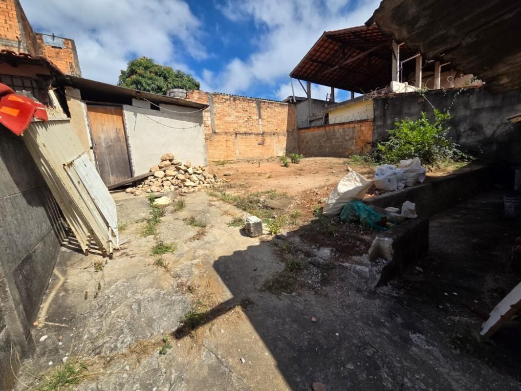 Casa, Coqueiros, 2 Quartos, 6 Vagas
