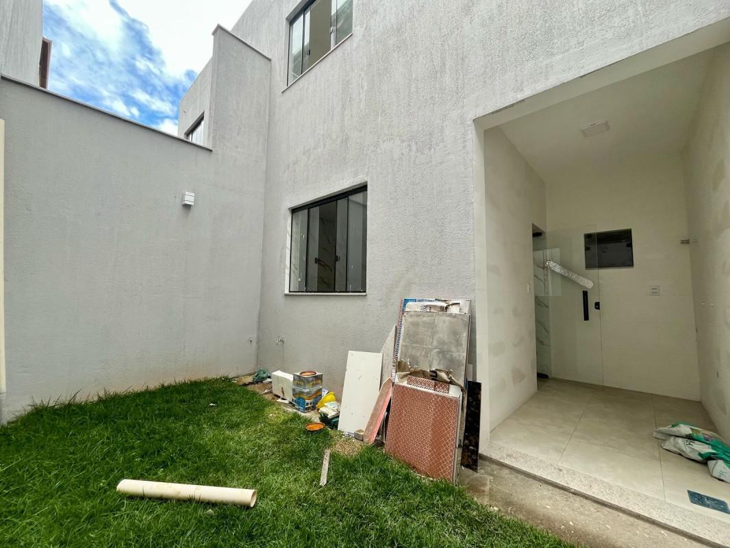 Casa, Cândida Ferreira, 3 Quartos, 2 Vagas, 1 Suíte