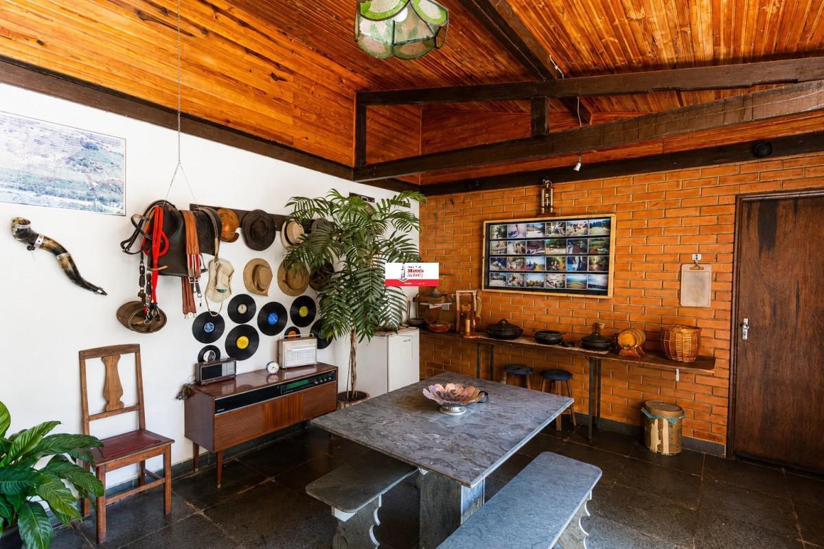 Casa, Serra, 3 Quartos, 3 Vagas, 2 Suítes