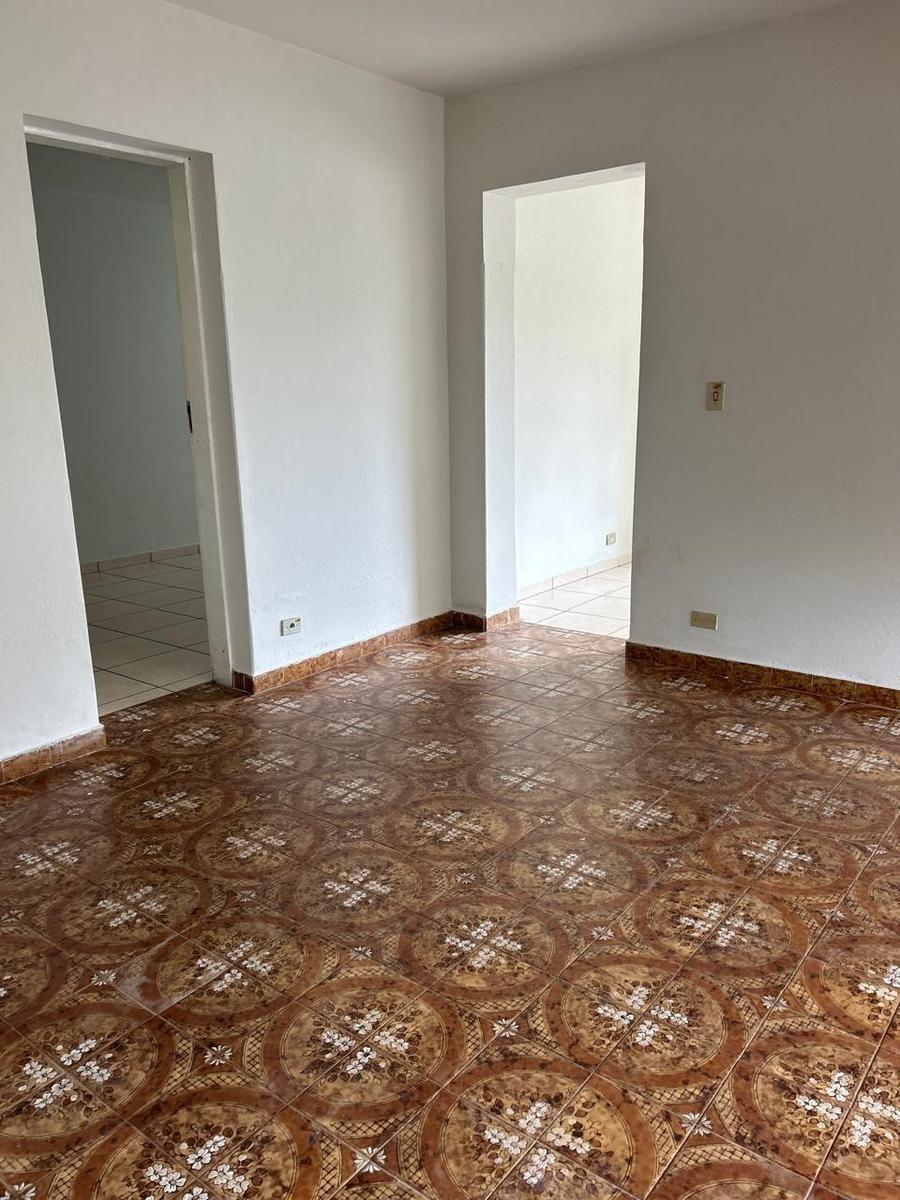Casa, Centro, 3 Quartos, 0 Vaga, 1 Suíte