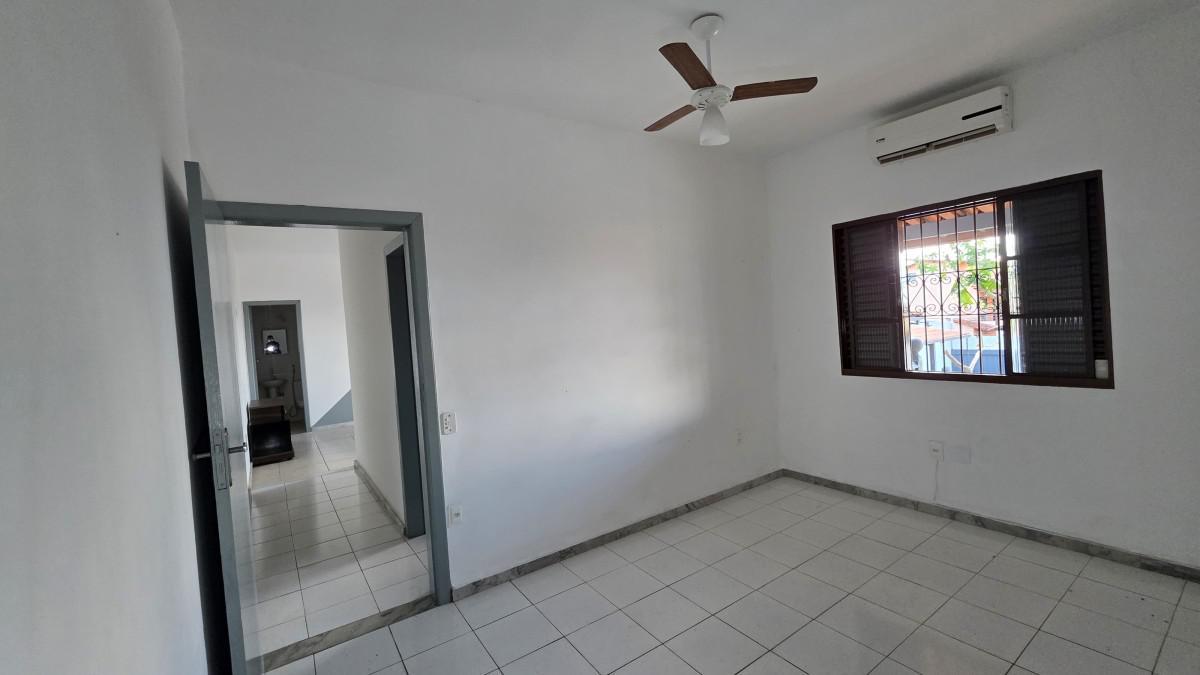 Casa, Jardim Leblon, 2 Quartos, 5 Vagas, 1 Suíte