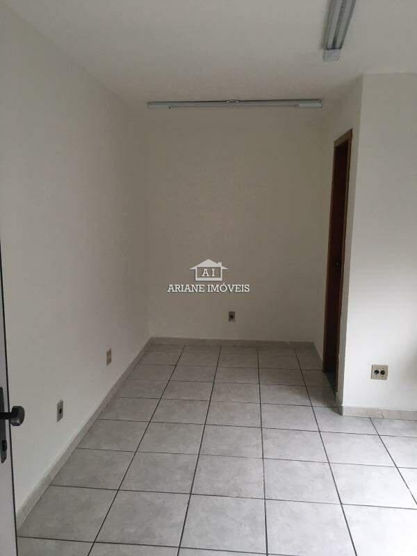Sala, Barro Preto, 0 Quarto, 1 Vaga