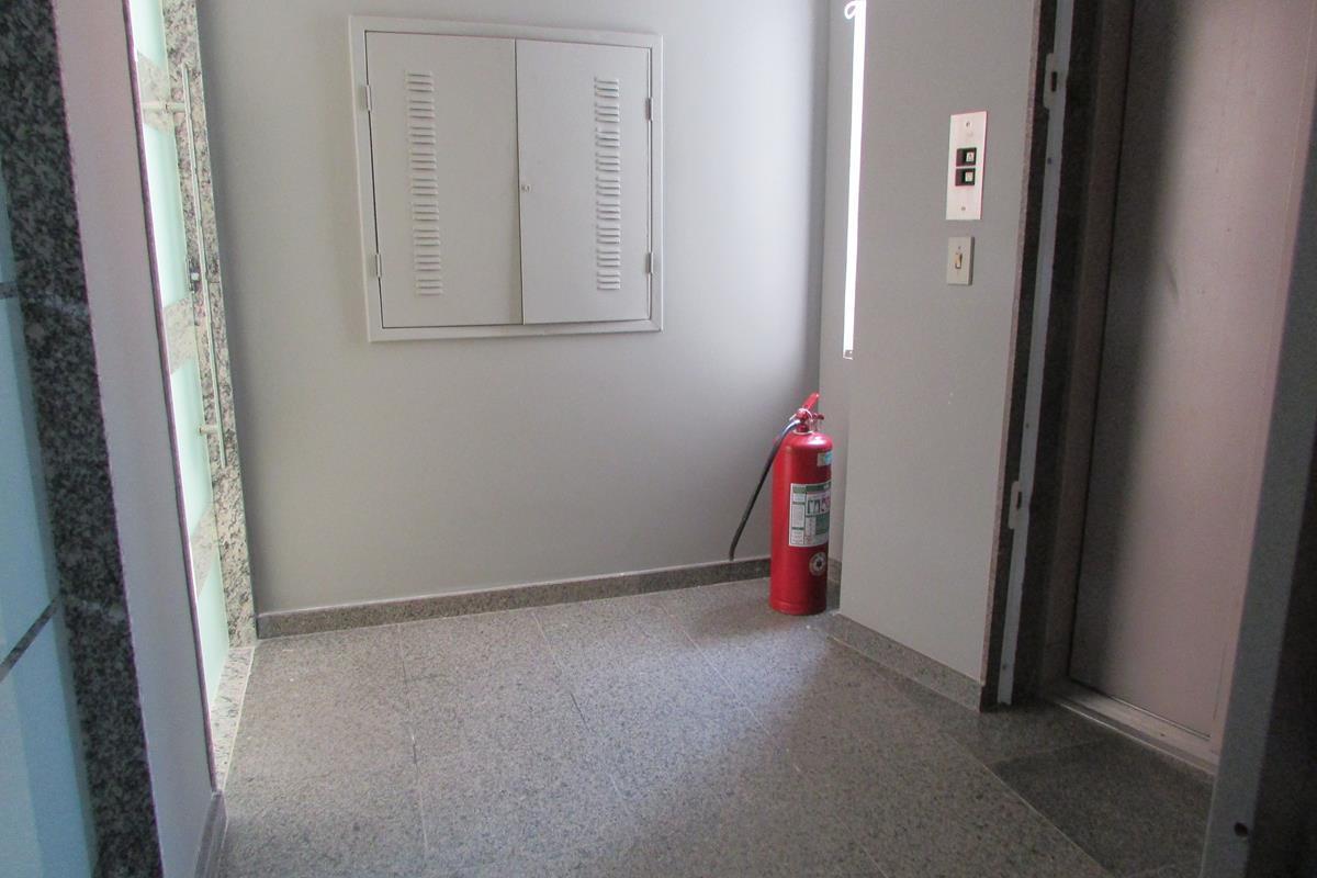 Sala, Savassi, 1 Vaga