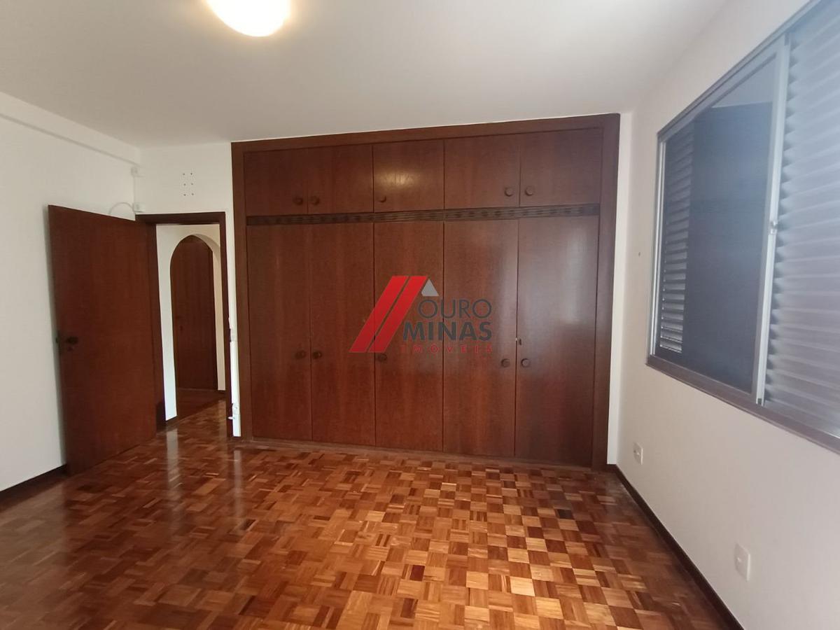 Apartamento, Funcionários, 4 Quartos, 2 Vagas, 1 Suíte