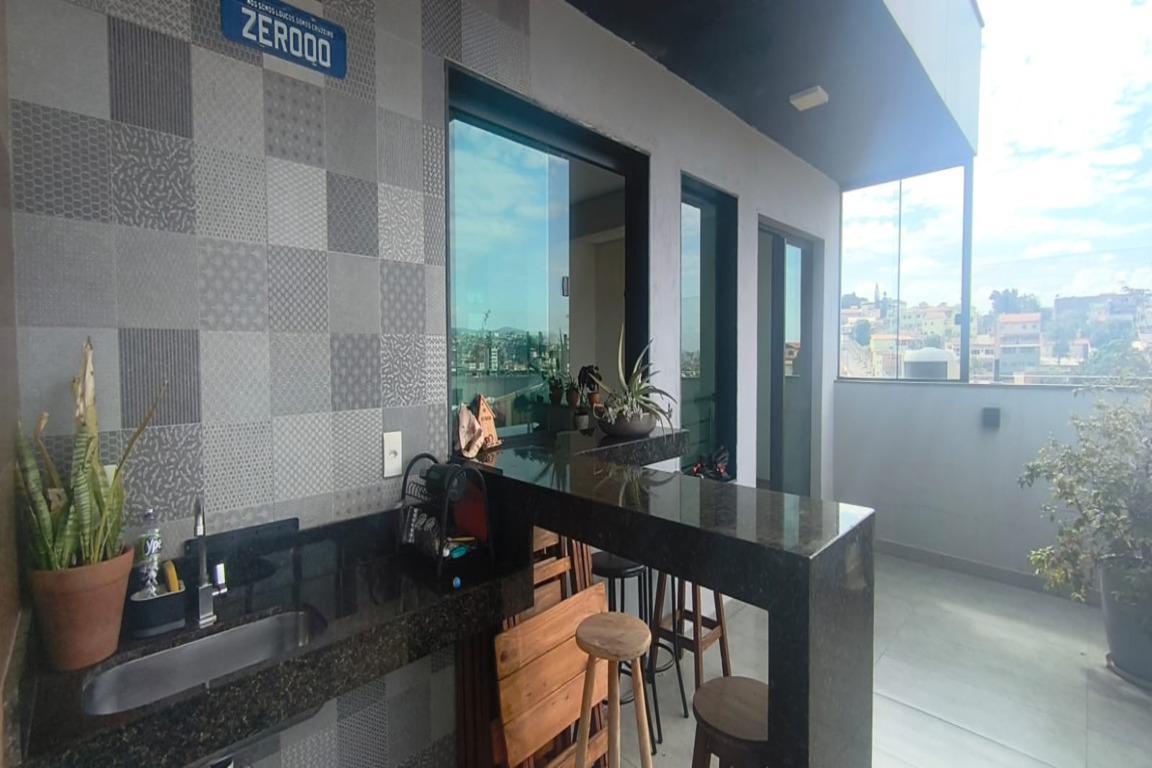 Cobertura, Ermelinda, 3 Quartos, 2 Vagas, 1 Suíte