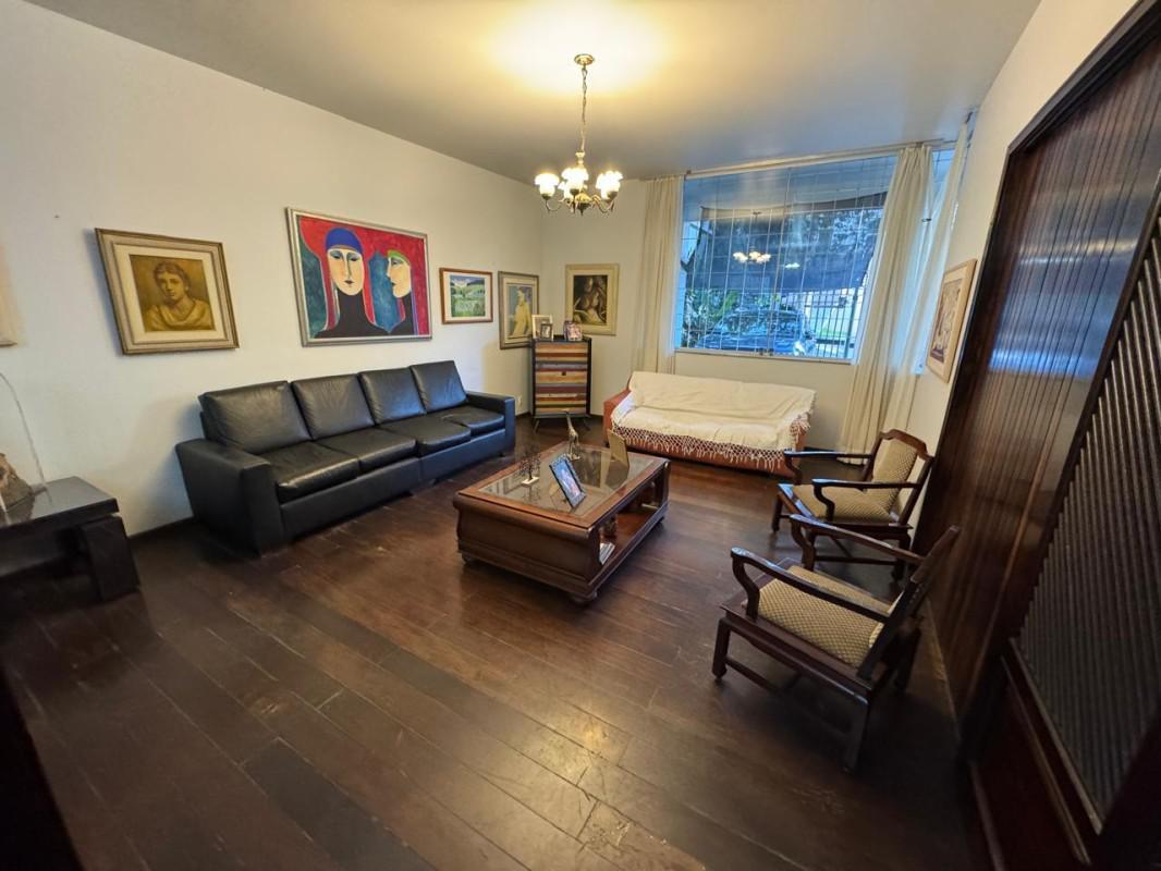 Casa, Cidade Jardim, 4 Quartos, 3 Vagas, 1 Suíte