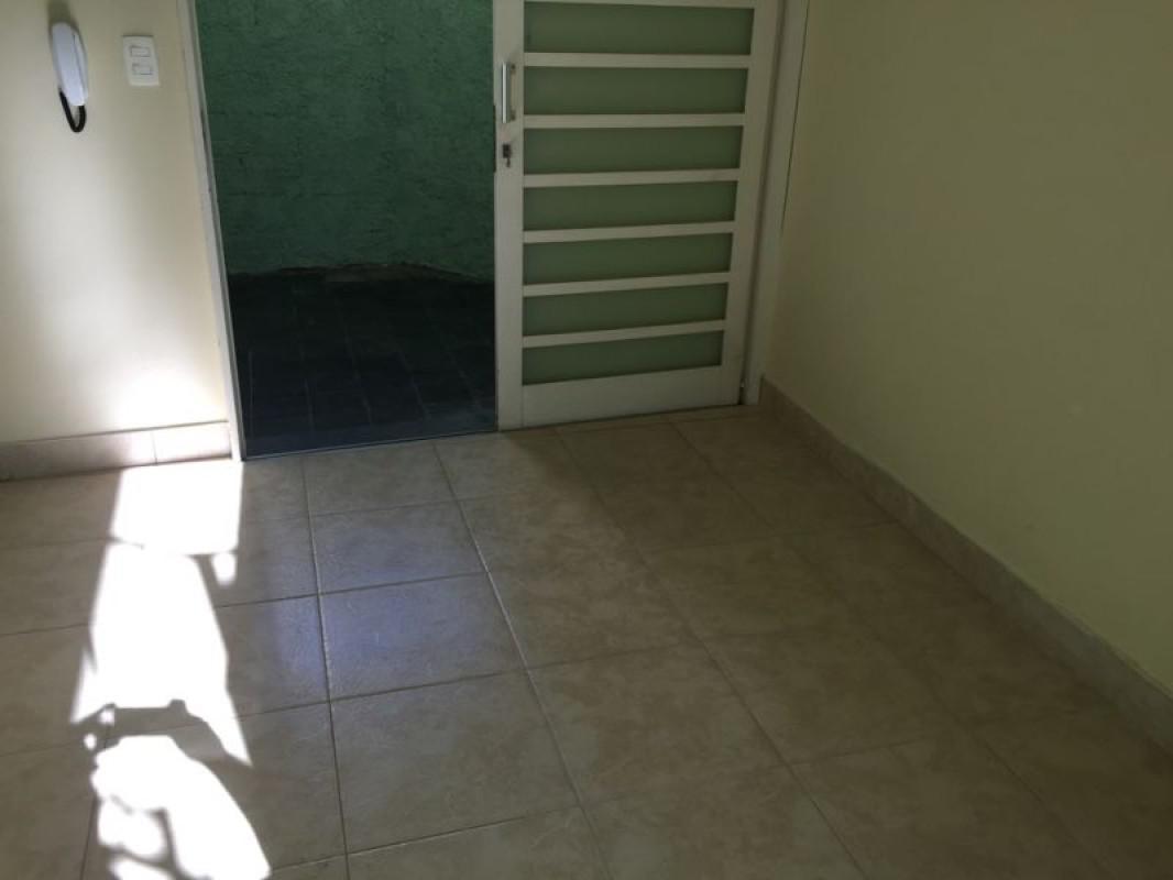 Apartamento, Floresta, 2 Quartos, 0 Vaga