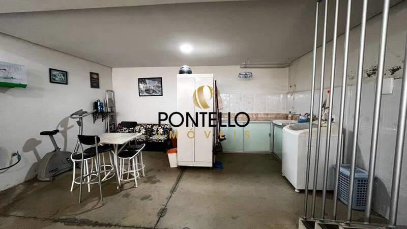 Casa, Santa Efigênia, 3 Quartos, 2 Vagas, 2 Suítes