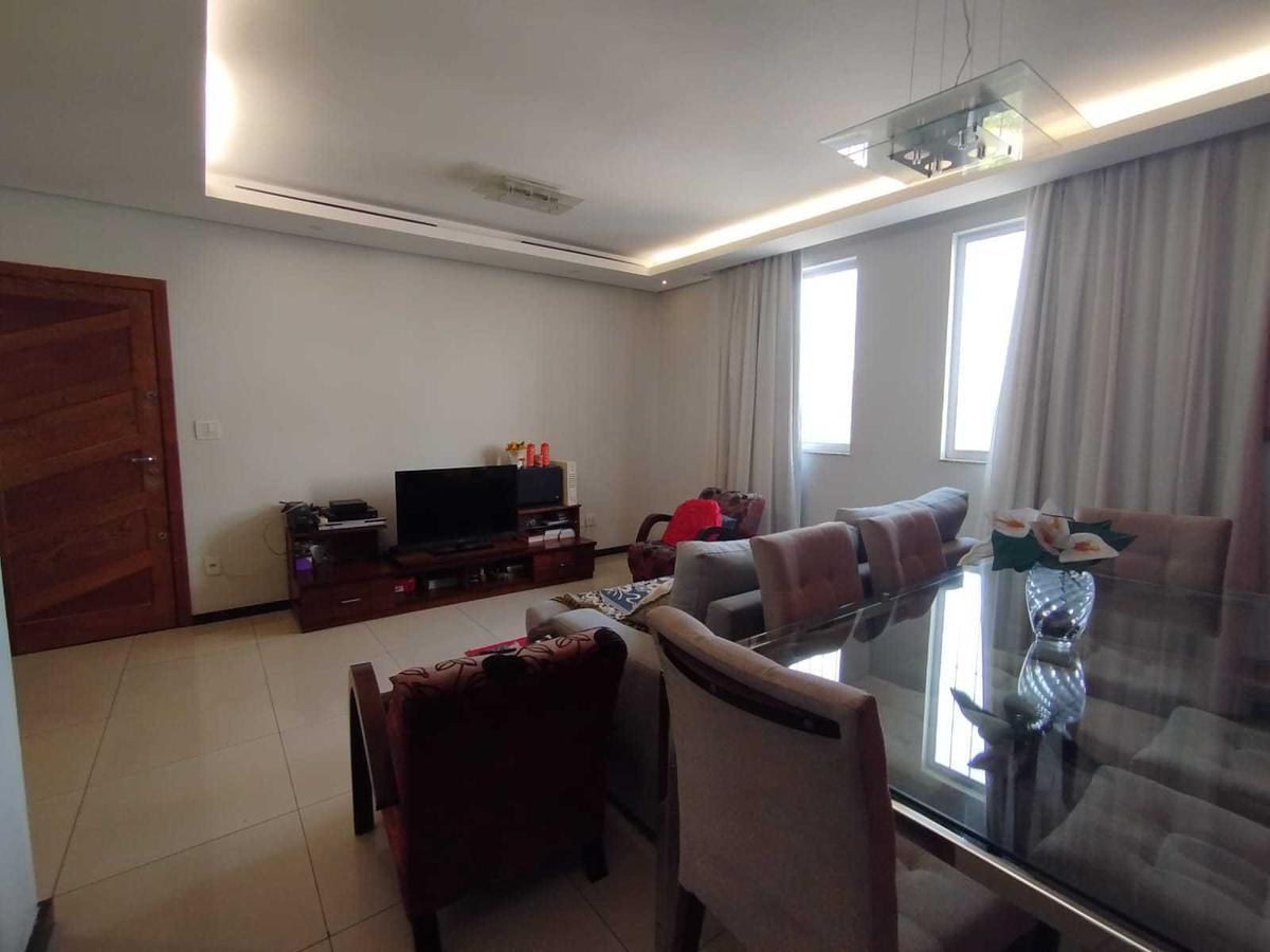 Apartamento, Sagrada Família, 3 Quartos, 2 Vagas, 1 Suíte