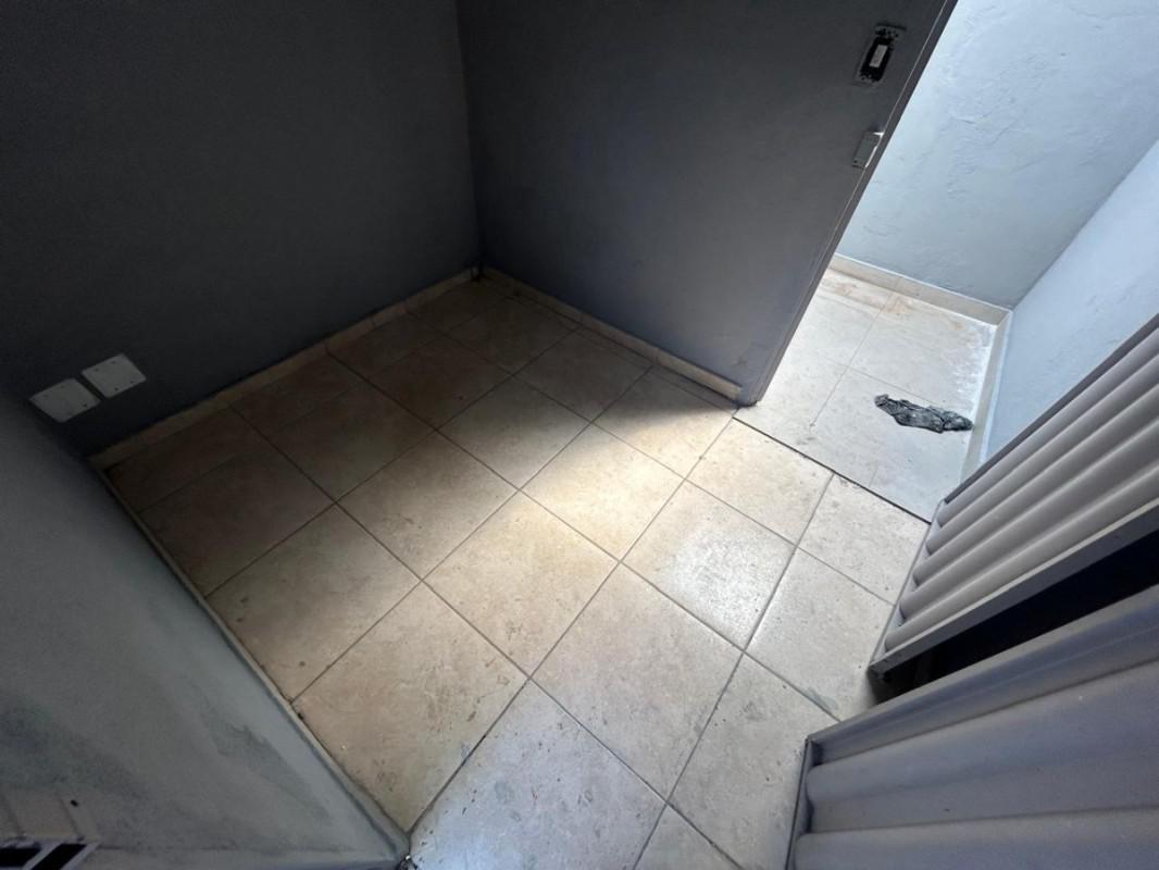 Casa, Vila Paris, 3 Quartos, 0 Vaga, 1 Suíte