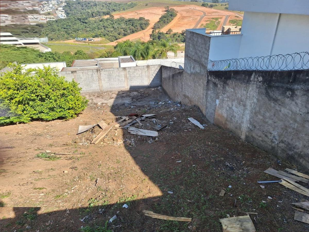 Lote, Vila Verde, 0 Quarto, 0 Vaga